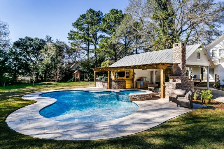 Daphne Pool Builders