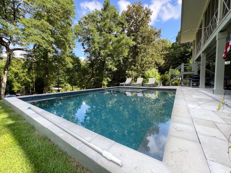 Pool Builders in Bay Minette, AL 4 Backyard gunite pool and spa in Baldwin County, AL by Southern Poolscapes