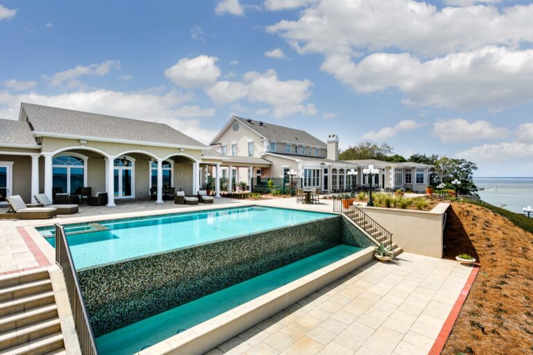 Gulf Breeze Pool Builders