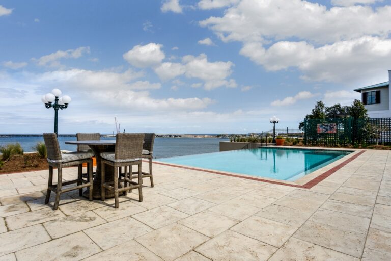 Gulf Breeze Pool Builders