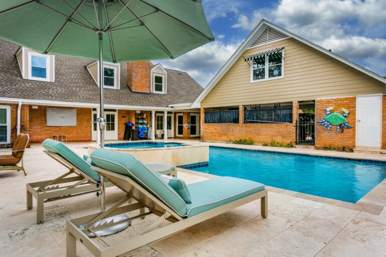 Mobile Pool Builders