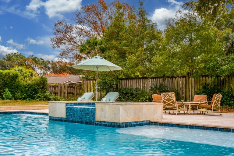 Mobile Pool Builders