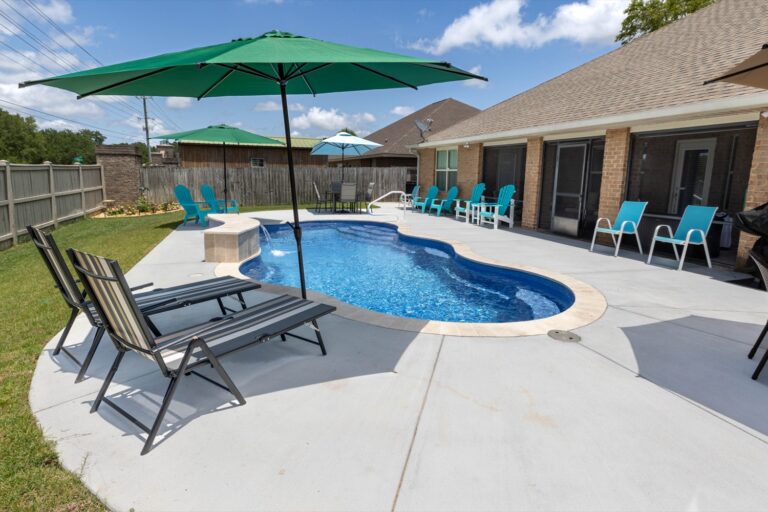 Foley Pools Foley Fiberglass Pool - Southern Poolscapes