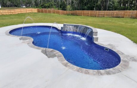 Mobile Pool Builders 4 — Southern Poolscapes Gunite pool builders Mobile AL — Southern Poolscapes custom pool with sun shelf and spa